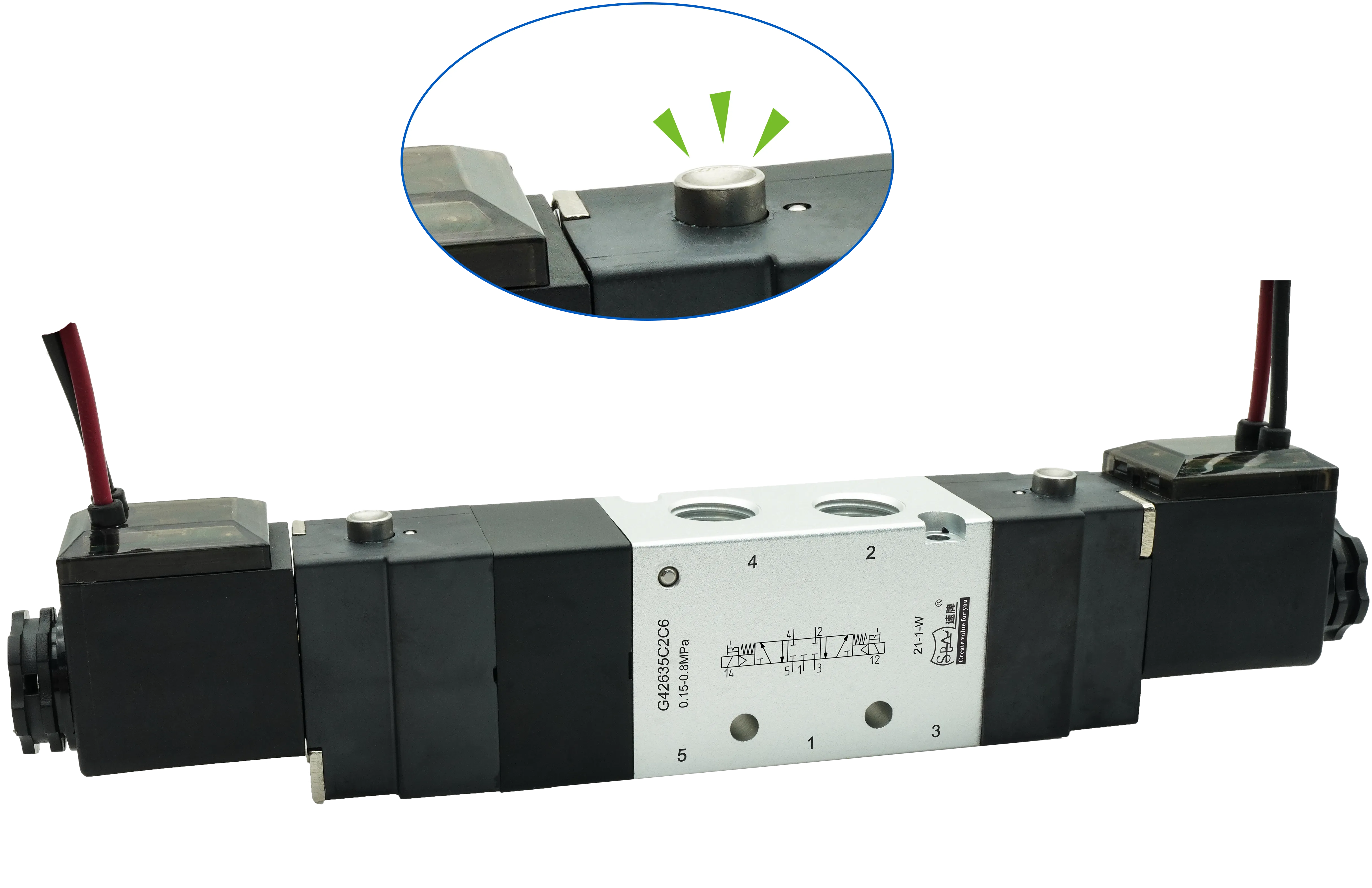 DSC02784 button.webp